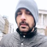 Arjan Bajwa Instagram - Missing the cold weather of Birmingham as we bake in the heat in mumbai now … rain gods have some mercy ! . . . . . . #arjanbajwa #bollywood #actorslife #birmingham #fitnessmotivation #fitness #motivation #mood #workout #winter #viral #reelsinstagram #reelsindia #india