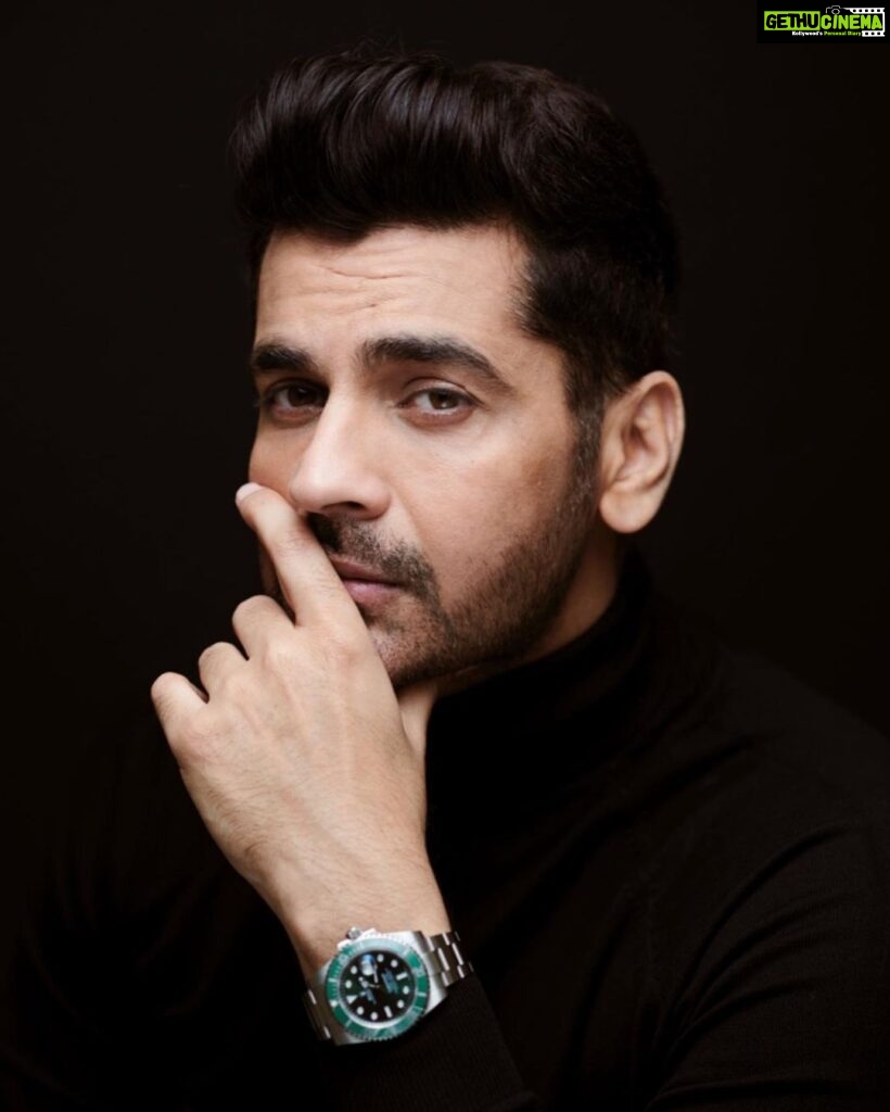 Arjan Bajwa Instagram - Past lives,stars,galaxies,heaven etc…. . . . . .#arjanbajwa #bollywoodactor #actor #instagood #potrait #mensfashion #watchaddict #rolex #saturday #saturdaynight