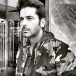 Arjan Bajwa Instagram – Life is all about BLACK & WHITE & GREYS ….
.

.
.
.
#arjanbajwa #bollywood #actorslife #mensfashion #menshair #potrait #sunday #reelsindia #reelsvideo