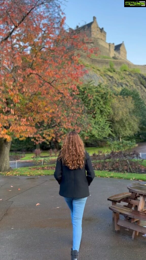 Arthi Venkatesh Instagram - Edinburgh takes my breath away 🍁🏴󠁧󠁢󠁳󠁣󠁴󠁿 #scotland #edinburgh #scottish Edinburgh, United Kingdom