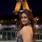 Arthi Venkatesh Instagram - Paris by the day or by night? Travel partner @gtholidays.in Paris, France