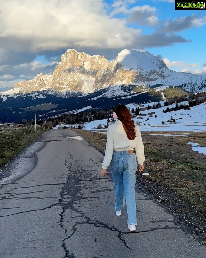 Arthi Venkatesh Instagram - Finding paradise wherever I go Travel partner @gtholidays.in . . . . . #domites #italy #mountains #italianalps #travel #snowcap #hiking #serene #nature #wanderlust #beauty #alps #italian #pizza Dolomites, Italian Alps