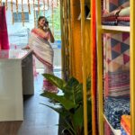 Arya Instagram - All about the beautiful moments we had … A glimpse of my fav moments from the launch of our store @kanchivaram.in in Cochin with my most fav people around ❤️ Thank you my dearest @nithin_c_nandakumar for capturing these special moments of ours ❤️ Store Interiors by @arenainteriors Store lights and lighting by @silvan_light_gallery Pots and Planters by @concrete_factory #newstart #newbeginnings #interiordesign #lights #dream #sarees #family #friends #lovemylife #happiness #smile😊 #us #myforever #positivequotes #postivevibes