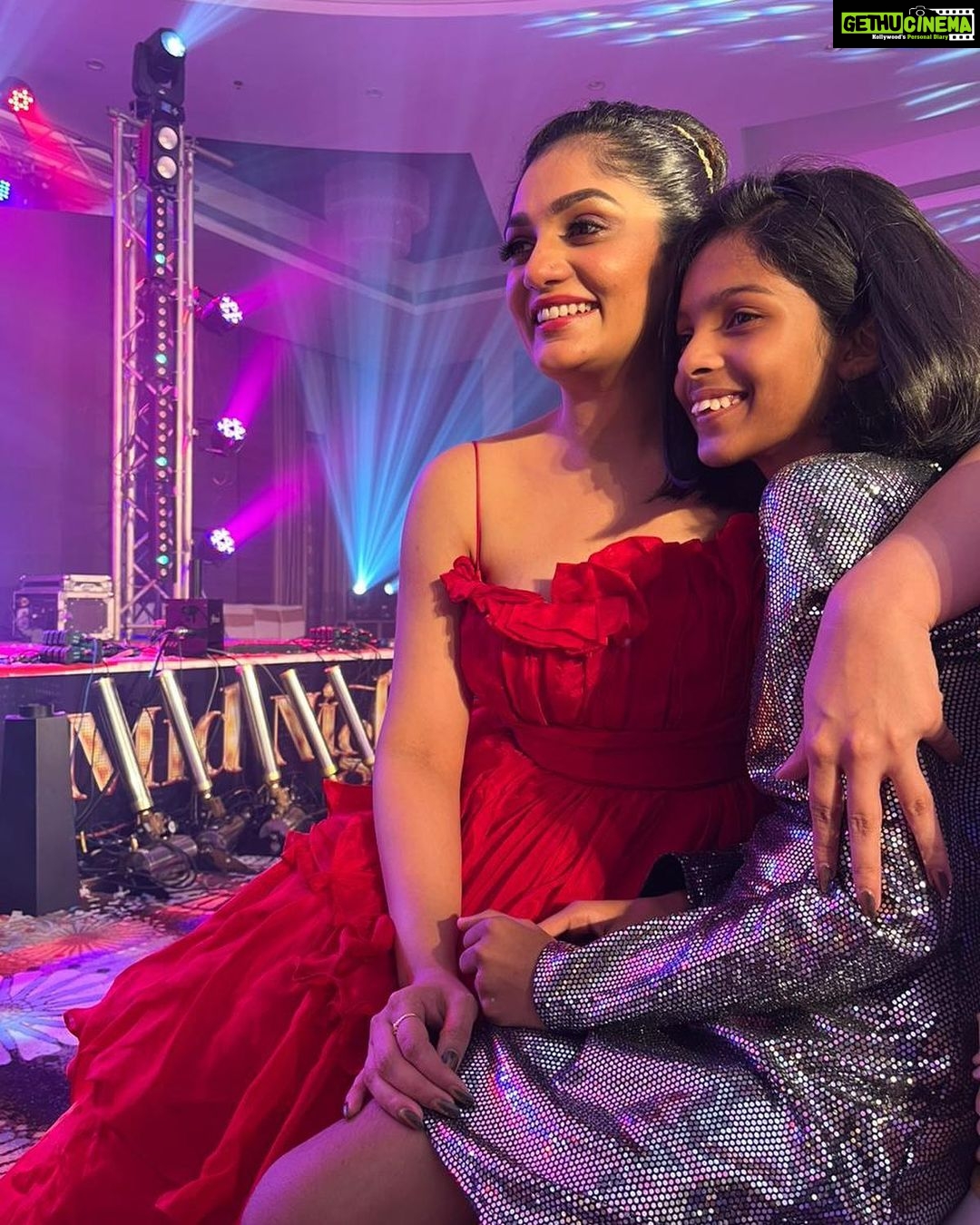 Arya Instagram - Dear 2022, As we bid farewell to you , you were nothing less than a roller coaster ride for me!! We’ll just like every year i managed to finish off this year too with a whole lot of courage, breakdowns, happiness, stress and what not!! 2022 is for sure an year of lot of Beautiful moments in my life !! My sister’s wedding is the most special… Finding my love and with a lot of confusion and happiness, finally deciding to take a step into it … My baby girl growing up.. So many new relationships that I am gonna hold on for a lifetime.. Few people whom I decided to keep away because they decided to stay away .. Coming back in start music… working hard to grow my business … And a whole lot more … I am sure I missed a lot but 2022 , you were pretty good to me!! Def this year was a rising from the fall and lemme tell you I have come out stronger !! Thank you for the memories.. opportunities.. ups .. downs … everything ❤️ Adieu 2022… Love , Arya .. 2023 BRING IT ONNNNNNN !!!!! #newyear #2022 #2023 #eve #lovemylife #positivequotes #work