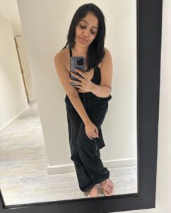 Arya Instagram - #missingscenes 

How I miss being all by myself least bothered of what people think of what I am wearing … how I look … the wine and the views … the happening streets… the long walks .. gentle breeze .. the aesthetic architecture all throughout the city … LONDON YOU ARE MISSED!!!! 

#takemeback