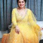 Arya Instagram - Happiness looks good on me you see 🥶🌞❤️ Styling @sabarinathk_ Mua @vikramanvijitha Hair @chan_aneesh Pc @pranavraaaj #smile #yellow #favcolor #festivewear #keralagram #dressup #makeup #lovemyjob #aryabadai