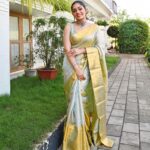 Arya Instagram - I dress up to stare at my own reflection 🥶🥰 Saree @kanchivaram.in Pc @rojan_nath Jewelry @keyaa_by_kartika MUA @shoshank_makeup Styling @sabarinathk_ #startmusic #lovemyjob #loveforsarees #dressup #makeup #happiness #styleinspiration #positivevibes V.V.M Studios