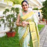 Arya Instagram - I dress up to stare at my own reflection 🥶🥰 Saree @kanchivaram.in Pc @rojan_nath Jewelry @keyaa_by_kartika MUA @shoshank_makeup Styling @sabarinathk_ #startmusic #lovemyjob #loveforsarees #dressup #makeup #happiness #styleinspiration #positivevibes V.V.M Studios