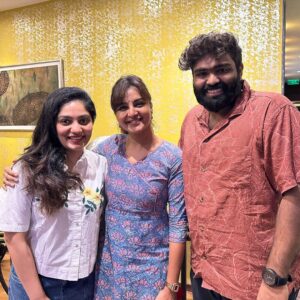 Arya Instagram - There are times in life when words are just not enough to express certain feelings… This was one such moment… Chechi… thank you for being the sweetest and kindest to me .. Means a lot … thank you and much much love Always ❤️😘 @manju.warrier 💕

Pc @pranavraaaj 😍

#happiness #speechless #overwhelmed #manjuwarrier #chechi #sweetheart