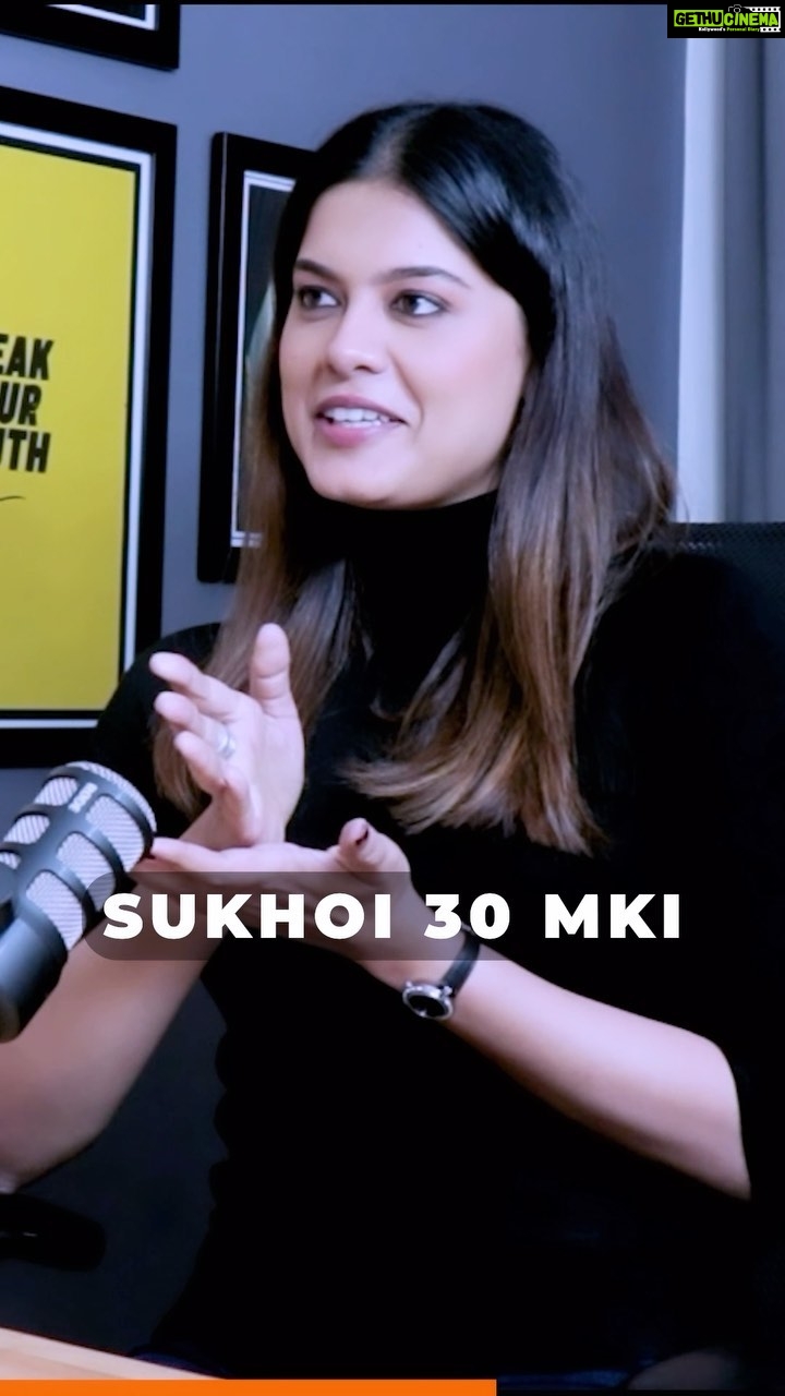 Asha Bhat Instagram - Podcast Sunday π Up close and personal with AB ππ»ββοΈ Thank you @adarshsakare , had a blast π₯ Watch this space for more videos as I unravel some cool stuff ππ Full video out on YouTube!! Gonna share the link !! Do watch it guy and have a fabulous Weekend β€οΈ