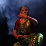 Asha Sharath Instagram – The stage is not only the meeting place of all the arts, but is also the return of art to life🙏.
@mukeshmuralimakeover
📷Libin Thomas