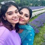 Asha Sharath Instagram – Live life in full bloom🌸