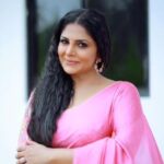 Asha Sharath Instagram - Trust yourself and make it happen🌸 Styling: @krishnaviswam Outfit: @warp.stories Camera: @abinprasad_cherthala