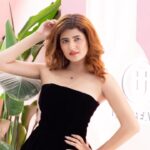 Ashima Narwal Instagram - Elegance is beauty that never fades! Love Ash #ashima #ashimanarwal #misssydney #missindia #divinefeminine #divinebeauty #blackbeauty #blackdress #ig_india #ig_hyderabad #ig_chennai #ig_sydney #tollywoodactress😍 #tollywoodactress #tollywoodactor #kolly #kollycinema #indianactresses #bollywood #influencersofinstagram Hyderabad