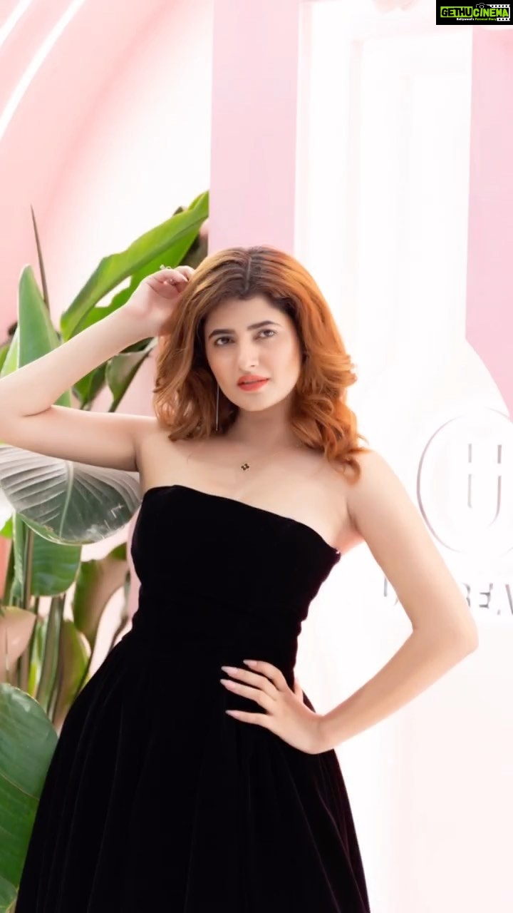 Ashima Narwal Instagram - Elegance is beauty that never fades! Love Ash #ashima #ashimanarwal #misssydney #missindia #divinefeminine #divinebeauty #blackbeauty #blackdress #ig_india #ig_hyderabad #ig_chennai #ig_sydney #tollywoodactress😍 #tollywoodactress #tollywoodactor #kolly #kollycinema #indianactresses #bollywood #influencersofinstagram Hyderabad