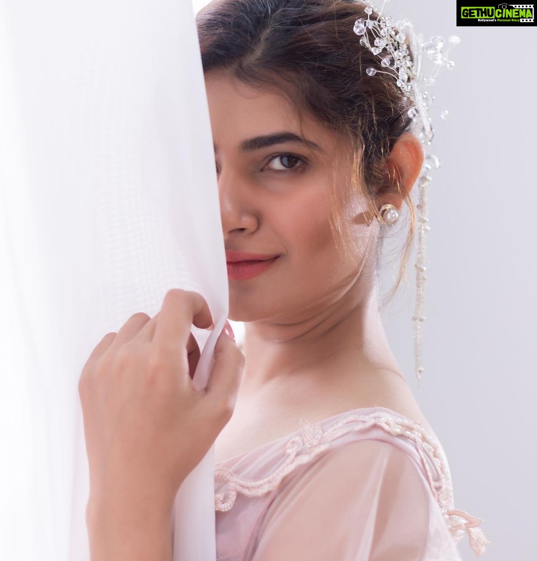 Ashima Narwal Instagram - So beautifully written by my friend @blabwithsandy The castle is about to look a whole lot beautiful with her presence π©· We've found Cinderella but where is the π ?π It's time to feel the magic β¨ Love Ashima #cindrella #cindrellatheme #photoshoot #ashimanarwal #ashima #princess #cindrellacastle #BlabwithSandy #actressgallery #actress #princessphotoshoot #tollywood #kollywood #mollywood #bollywoodstars #disney #disneygram #influencer Hyderabad