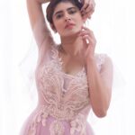 Ashima Narwal Instagram – Happy to unveil the actress and dear friend Ashima’s new look -U.R.J. @iamashimanarwal Mumbai – The City of Dreams