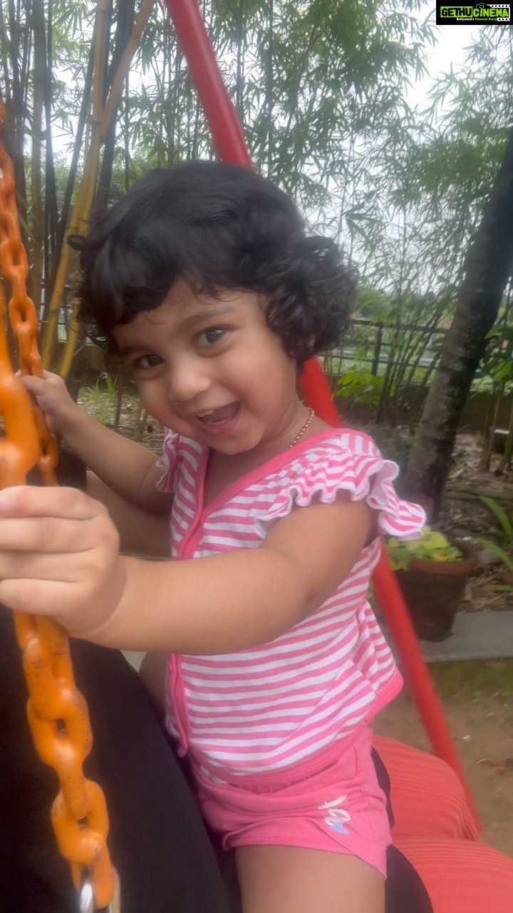 Aswathy Sreekanth Instagram - കമലപ്പൊന്ന് 🥰