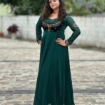 Aswathy Sreekanth Instagram - Graced in green 💚 @nooriyaonline_ 👗