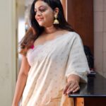Aswathy Sreekanth Instagram - You are your home 🏠 Saree @calico__boutique @styledbysavu