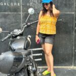 Aswathy Sreekanth Instagram - Being happy never goes out of style 😎