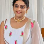 Aswathy Sreekanth Instagram - 🥰 👗 @calico__boutique Styling @styledbysavu
