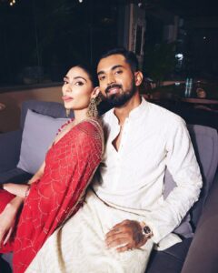 Athiya Shetty Instagram - ♥️