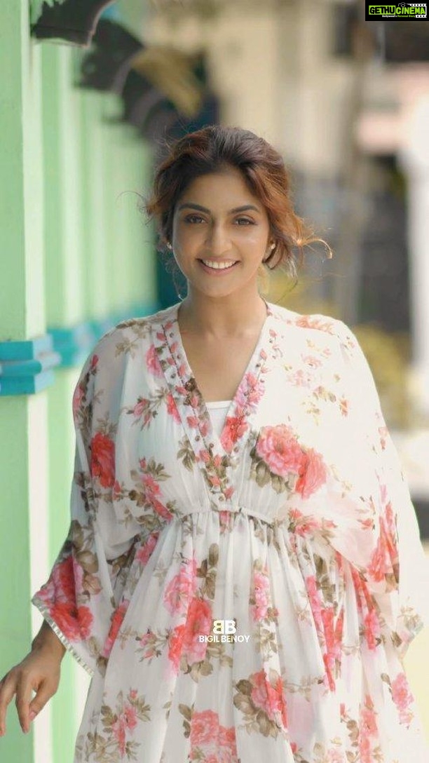 Athmiya - 14K Likes - Actress @athmiyainsta
Dop @bigil.benoy
Makeup & hair @sreegeshvasan_makeupartist
Costume @hoorlyn_design_studio
#athmiya #bigilbenoy #tamilactress #malayalamactress #tamilreels #telugureels #mallureels