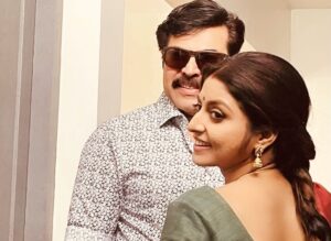 Athmiya Instagram - Puzhu ❤️
📸 @thenieswarcinematographer ❤️ 
Hair n Make up @_sapnas_makeover ❤️

(Puzhu celebrating a year; me finding a reason to celebrate these  precious memories 🙈❤️)
