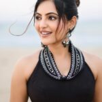 Athulya Ravi Instagram - The beach is calling 🌊🐚 #beach #wind #blacklove #seaside ! Outfit @1717_designerwear @dipublicrelations 👗 Styling @manogna_gollapudi 🥰 📸 @sathyaphotography3 🥰 M&H @arupre_makeup_artist 🥰