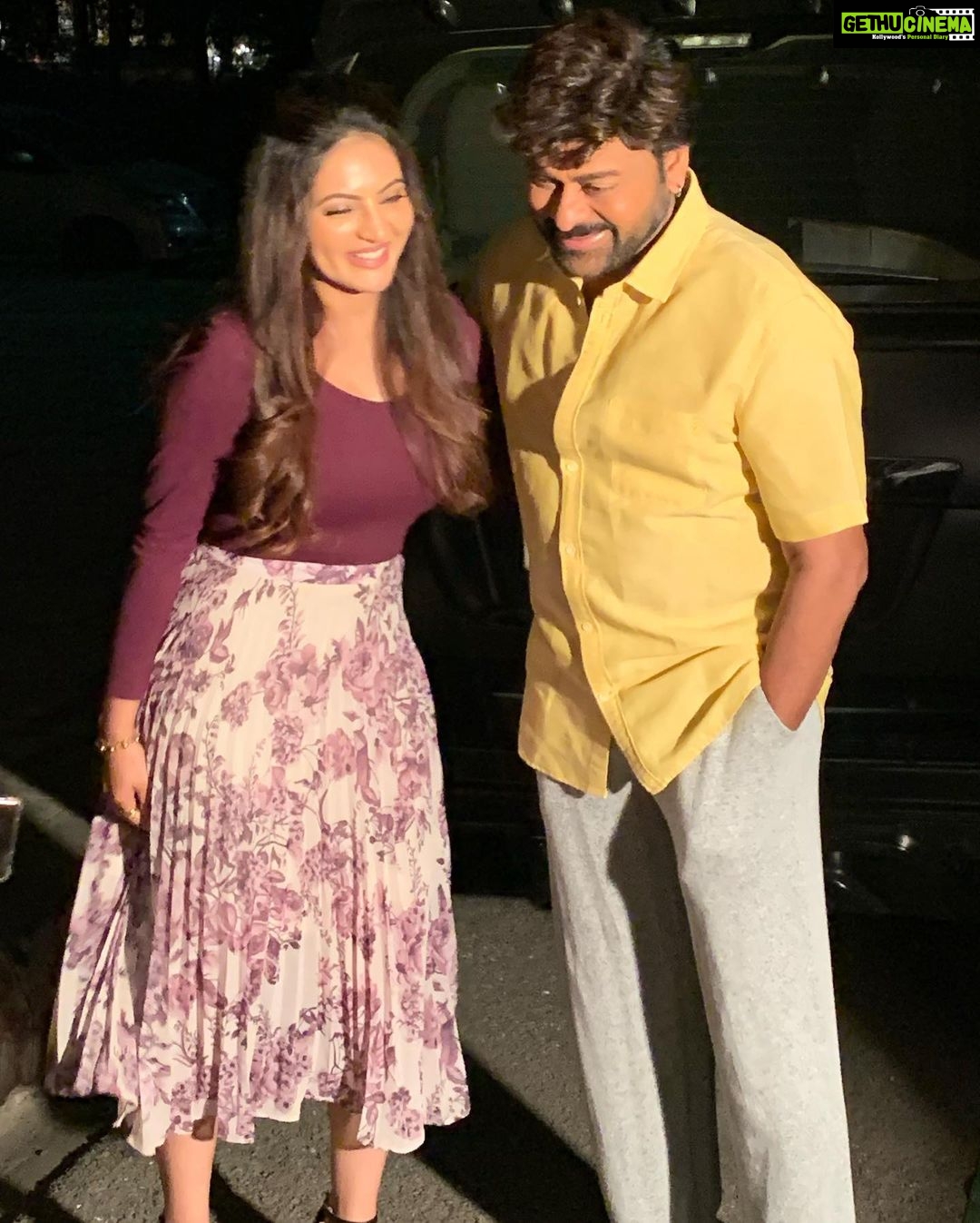 Athulya Ravi Instagram - Happy ugadi wishes to you all !! May this Festival bring you and your family lot of Happiness ✨..#happyugadi #ugadisubhakankshalu🌿 @oceanjasper_8888 👗 M&H @mac3makeoverstudio 🥰 Jwellery @mspinkpantherjewel 🥰 📸 @phototodayofficial