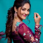 Athulya Ravi Instagram - 💜 #purpleshades #purplelove ! Outfit @issadesignerstudio 👗 Stylist @manogna_gollapudi M&H @mua_vijisharath Earrings @deepagurnani ❤️