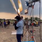 Bala Saravanan Instagram - Nobody will ever notice that. Filmmaking is not about the tiny details. It’s about the big picture. @actor_balasaravanan 🔁 #gafferlife #filmphotography #filmlighting #filmlightingelectricians #filmgaffers #camerasetup #filmmakers