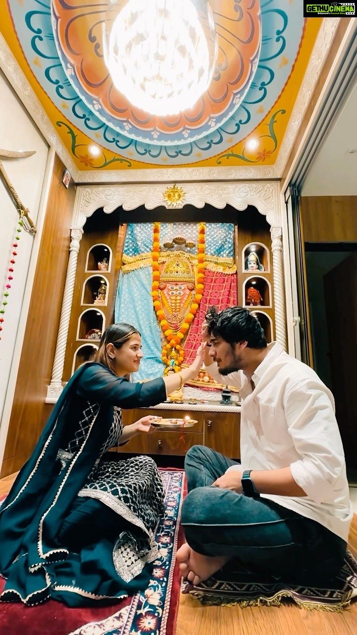 Bhavin Bhanushali Instagram - Happy Raksha Bandhan ❤️ #rakshabandhan #rakhi #siblings #love