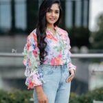 Bhavya Gowda Instagram - 🌸 MUA: @makeoverby_divyagowda Hairstyle by: @artistry_by_pushpa Captured by: @pkstudiophotography