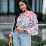 Bhavya Gowda Instagram - 🌸 MUA: @makeoverby_divyagowda Hairstyle by: @artistry_by_pushpa Captured by: @pkstudiophotography