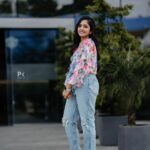 Bhavya Gowda Instagram - 🌸 MUA: @makeoverby_divyagowda Hairstyle by: @artistry_by_pushpa Captured by: @pkstudiophotography LuLu Hypermarket, Bengaluru