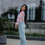 Bhavya Gowda Instagram - 🌸 MUA: @makeoverby_divyagowda Hairstyle by: @artistry_by_pushpa Captured by: @pkstudiophotography LuLu Hypermarket, Bengaluru