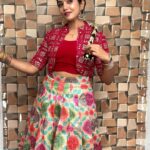 Bhavya Gowda Instagram - 💞✨ Outfit: @custom_made_fashions PC: @dhanush_gowda_official #kannada #kannadaactress #bhavyagowda670 #geethaserial #geethaserialbhavyagowda670 #colors #colorskannada #actor #actresses #telgu #telguactress #starmaa #kks #kalisiuntekaladusukhamserial #instagram #instagood #instadaily #insta #instafashion