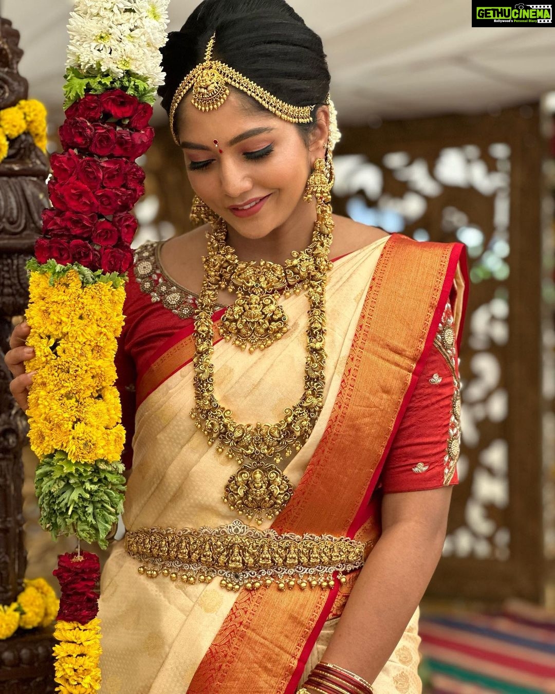 Bhavya Gowda Instagram - ❤️ Jewels: @thespatika #kannada #kannadaactress #bhavyagowda670 #geethaserial #geethaserialbhavyagowda670 #colors #colorskannada #actor #actresses #telgu #telguactress #starmaa #kks #kalisiuntekaladusukhamserial #instagram #instagood #instadaily #insta #instafashion