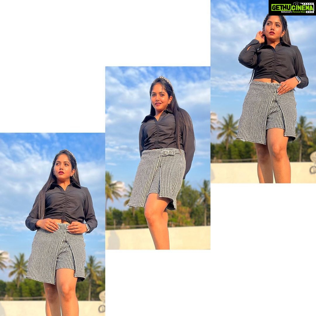 Bhavya Gowda Instagram - 🖤 Bangalore, India