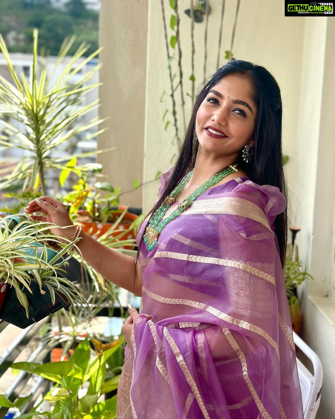 Bhavya Gowda Instagram - 💜 Saree: @abhicollections1 Jewels: @thespatika Bangalore, India
