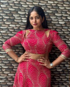 Bhavya Gowda Instagram - 💖 Outfit: @classy.designerhouse