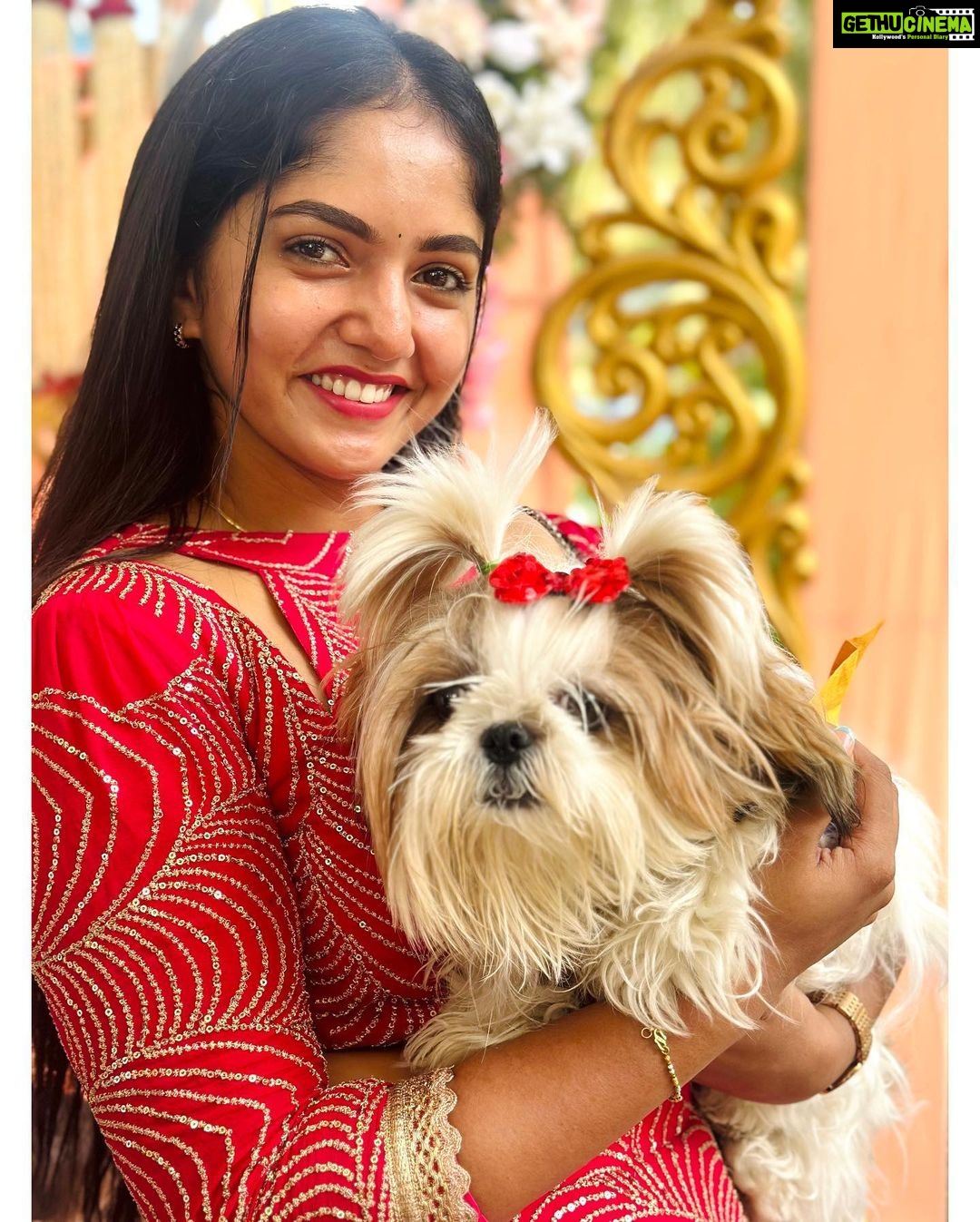 Bhavya Gowda Instagram - 💖 Outfit: @classy.designerhouse