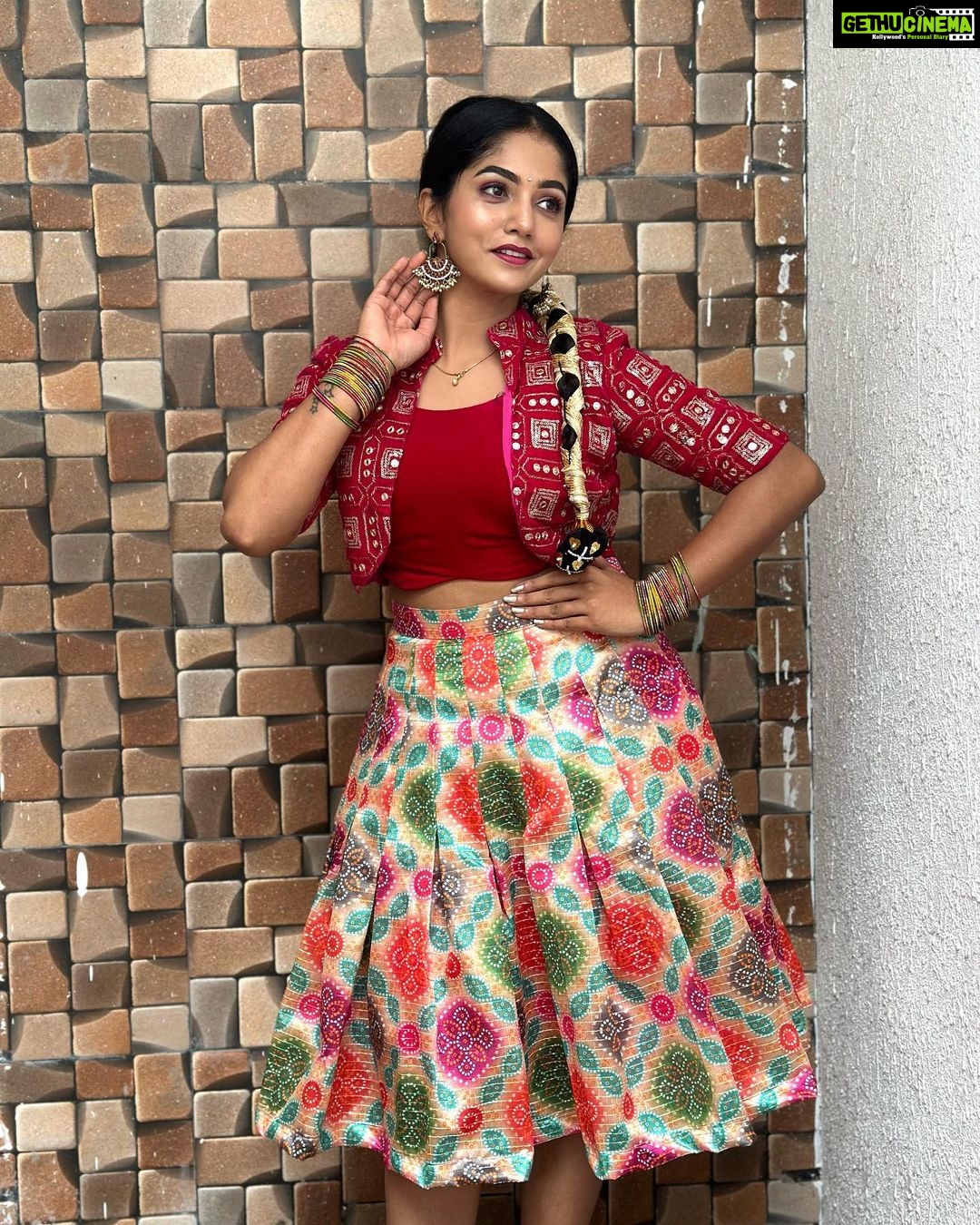 Bhavya Gowda Instagram - πβ¨ Outfit: @custom_made_fashions PC: @dhanush_gowda_official #kannada #kannadaactress #bhavyagowda670 #geethaserial #geethaserialbhavyagowda670 #colors #colorskannada #actor #actresses #telgu #telguactress #starmaa #kks #kalisiuntekaladusukhamserial #instagram #instagood #instadaily #insta #instafashion