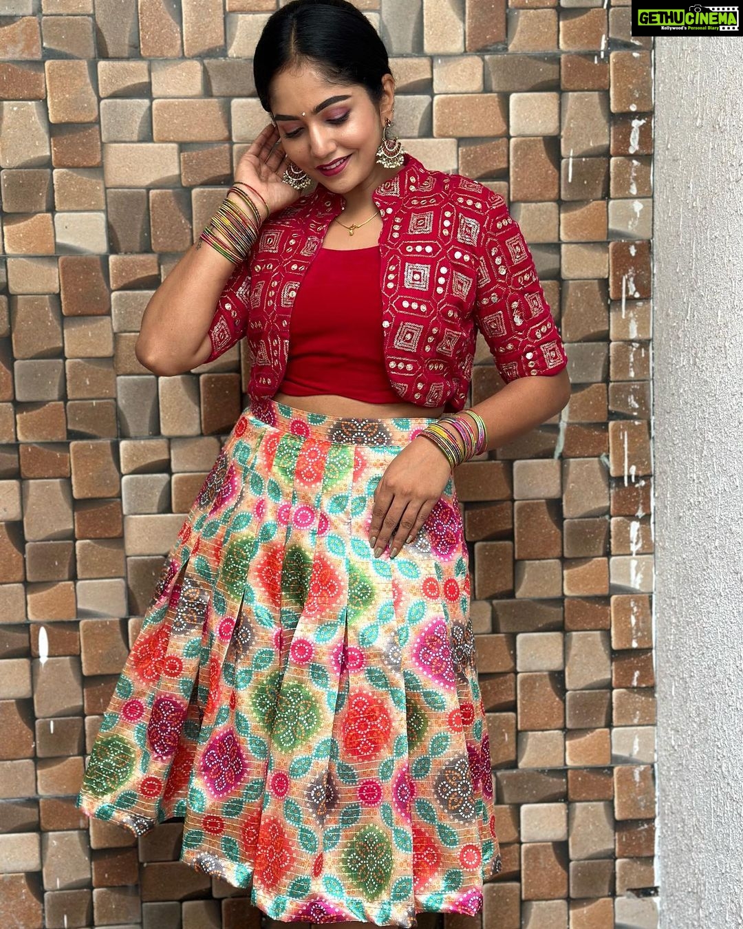 Bhavya Gowda Instagram - πβ¨ Outfit: @custom_made_fashions PC: @dhanush_gowda_official #kannada #kannadaactress #bhavyagowda670 #geethaserial #geethaserialbhavyagowda670 #colors #colorskannada #actor #actresses #telgu #telguactress #starmaa #kks #kalisiuntekaladusukhamserial #instagram #instagood #instadaily #insta #instafashion