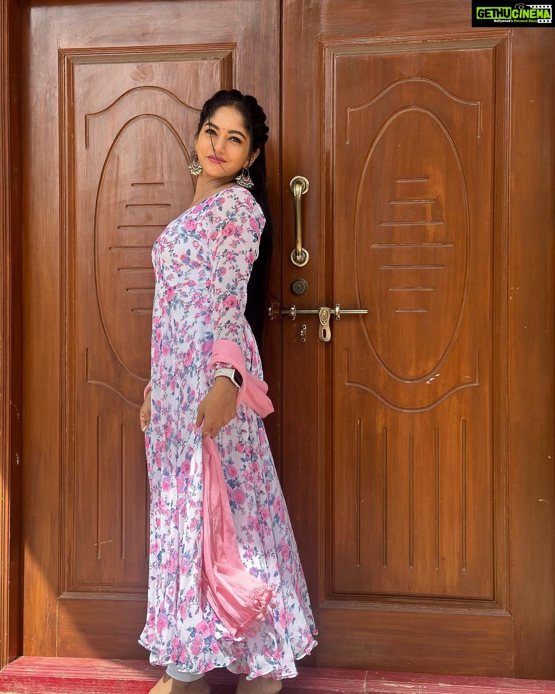 Bhavya Gowda Instagram - To all my GEETHA Family❤️🫶🏻 Outfit: @rentyourlook_by_chandangowda Bangalore, India