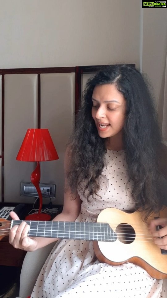 Bidita Bag Instagram - HotelRoom #Guitalele Cover 🎸 My voice has gone hoarse because of constant travelling and shooting 😬