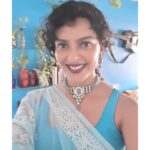 Bidita Bag Instagram – 😁💙
#sareelove #houseplants