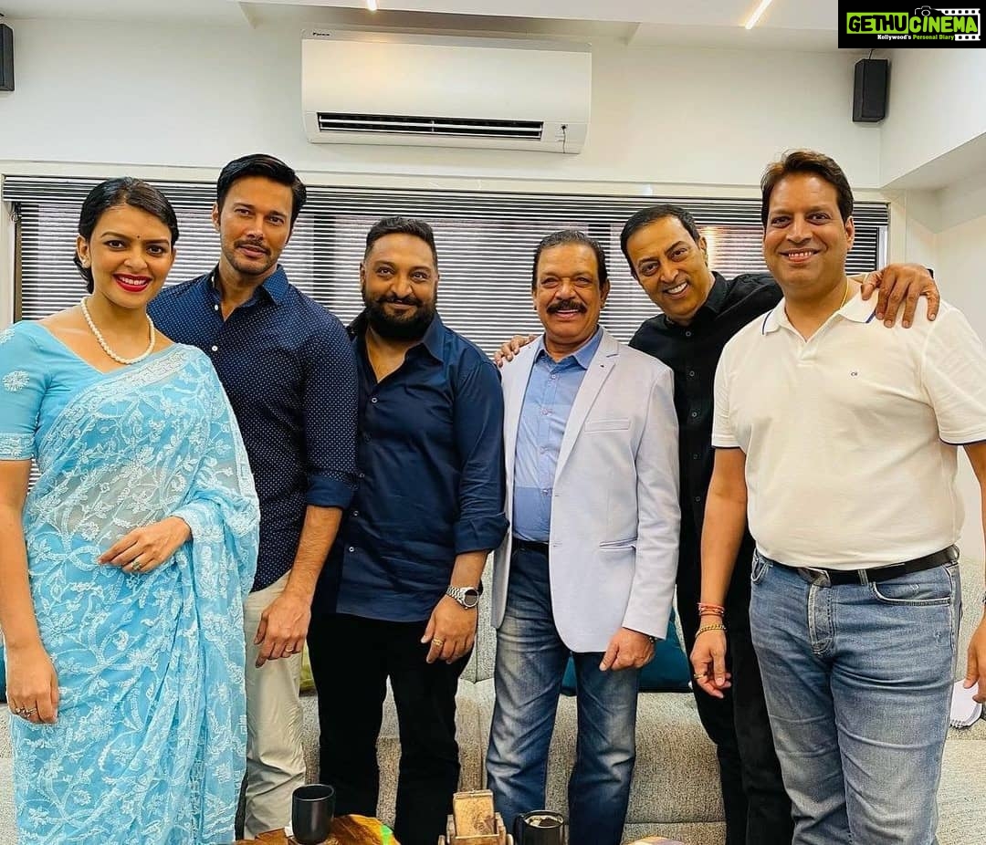 Bidita Bag Instagram - Happy to be part of #BalNaren…an important film backed by Producer @DeepakMukut. Inspired by Swachh Bharat Abhiyan, written and directed by @pawankknagpal Shoot stars tomorrow @sohamrockstrent @deepakmukut @vindusingh @biditabag @rajnieshduggall @actorlokeshmittal & #govindnamdeo
